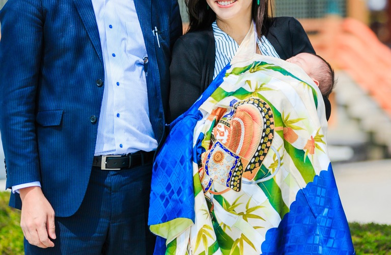 赤ちゃんの健やかな成長を祈るお宮参りを撮影 | 埼玉のフォトスタジオなら太陽さんさん(てぃださんさん)